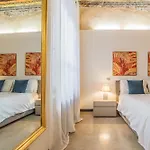 Rovelli 41 By Rent Апартаменты *
