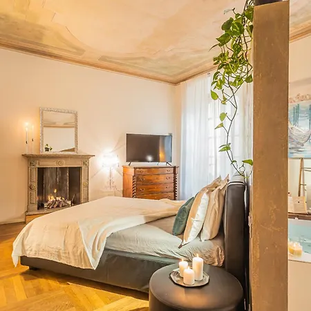 Rovelli 41 By Rent * Como
