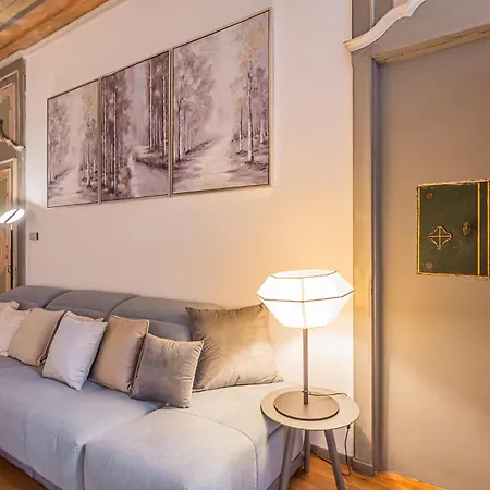 Rovelli 41 By Rent 아파트 코모