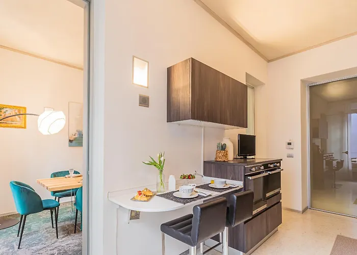 Rovelli 41 By Rent Apartment