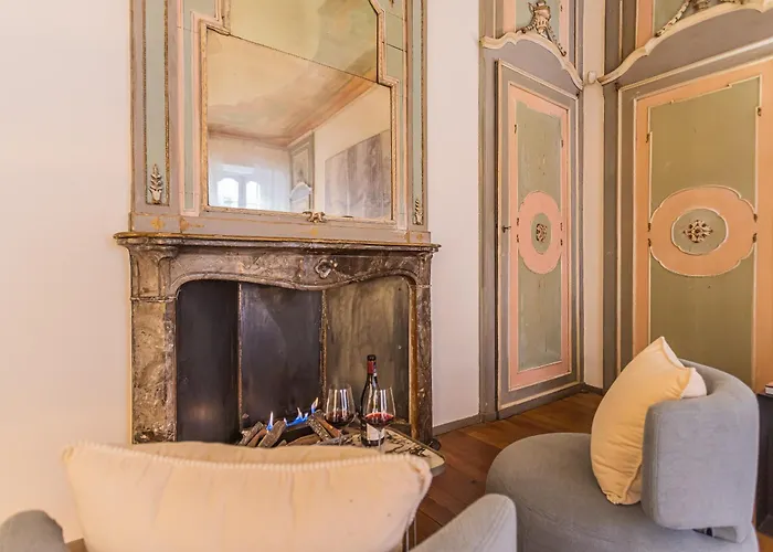 Rovelli 41 By Rent Apartment Como