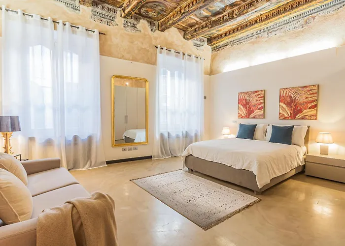 Rovelli 41 By Rent Apartment Como