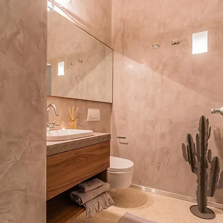 Rovelli 41 By Rent Daire *