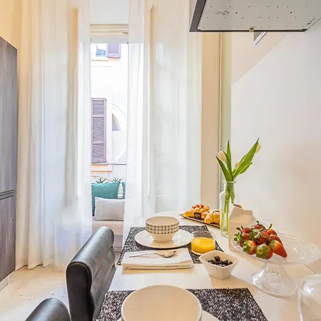 Rovelli 41 By Rent Daire Como